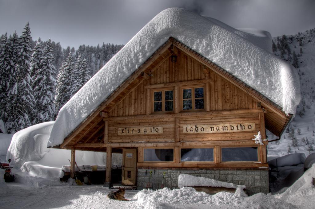 مادونا دي كامبيليو Rifugio Lago Nambino المظهر الخارجي الصورة